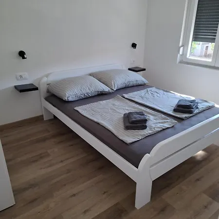 Kuca Za Odmor Marin * Gornji Karin